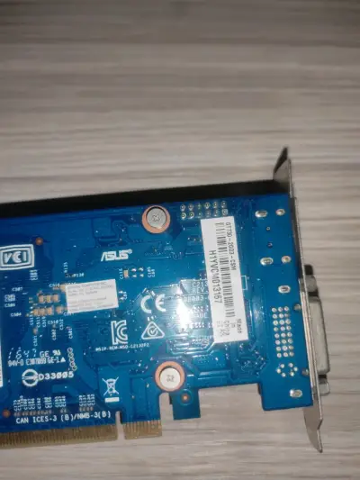 Tarjeta gráfica GT730 2GB - miniatura 2
