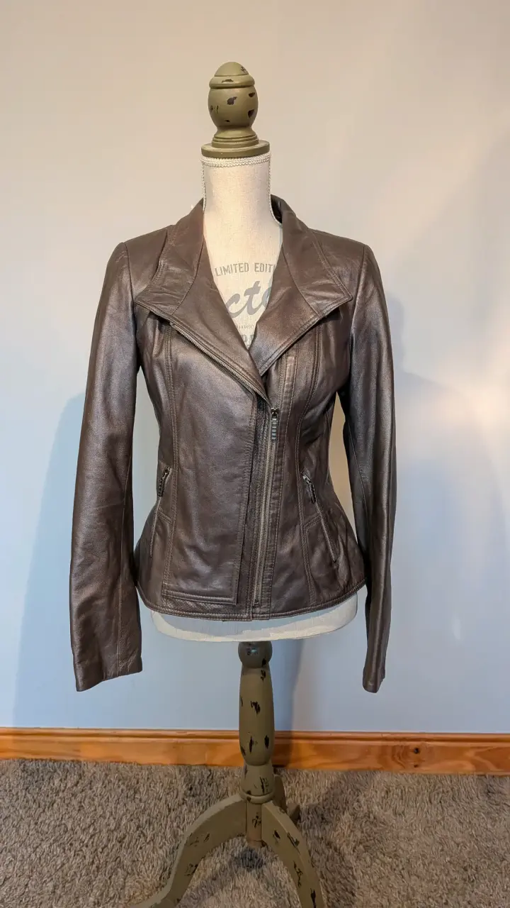 Chaqueta de cuero marrón - 1