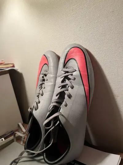 Botines de fútbol nike - miniatura 3