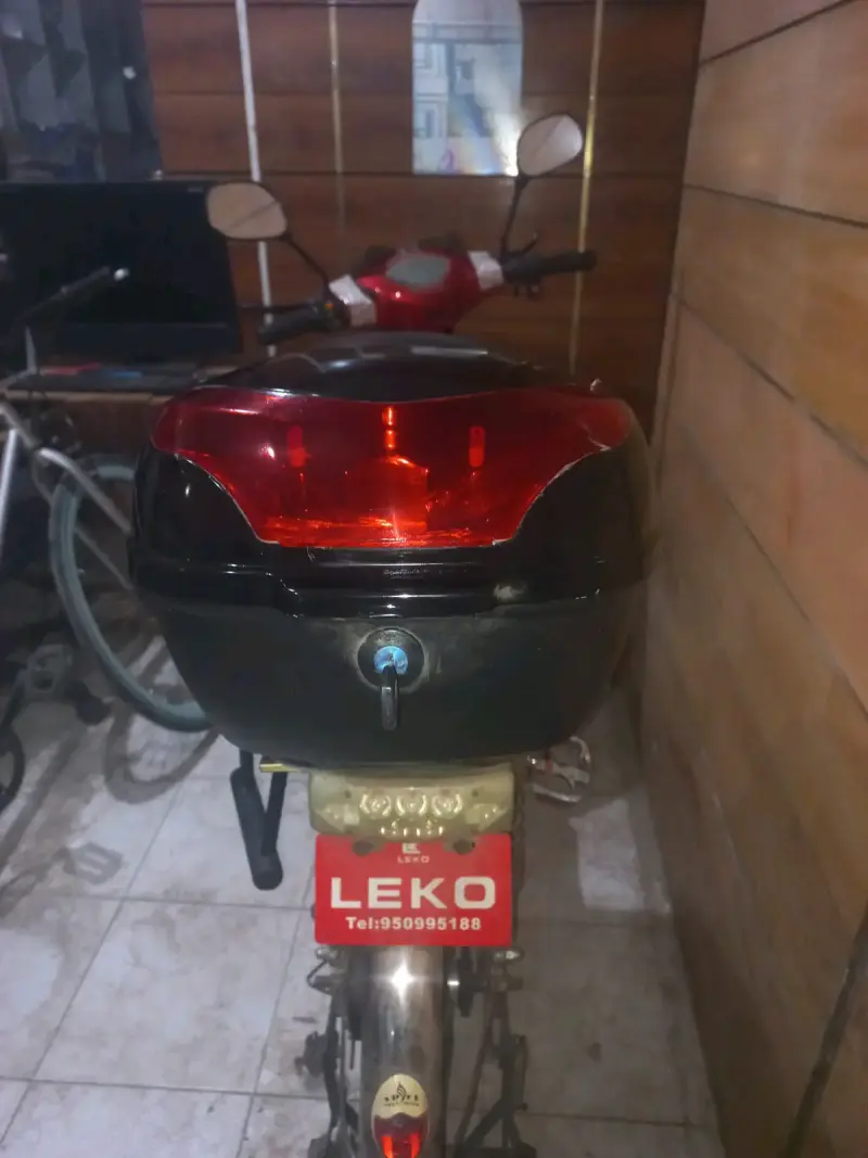 Maleta trasera para moto - 5