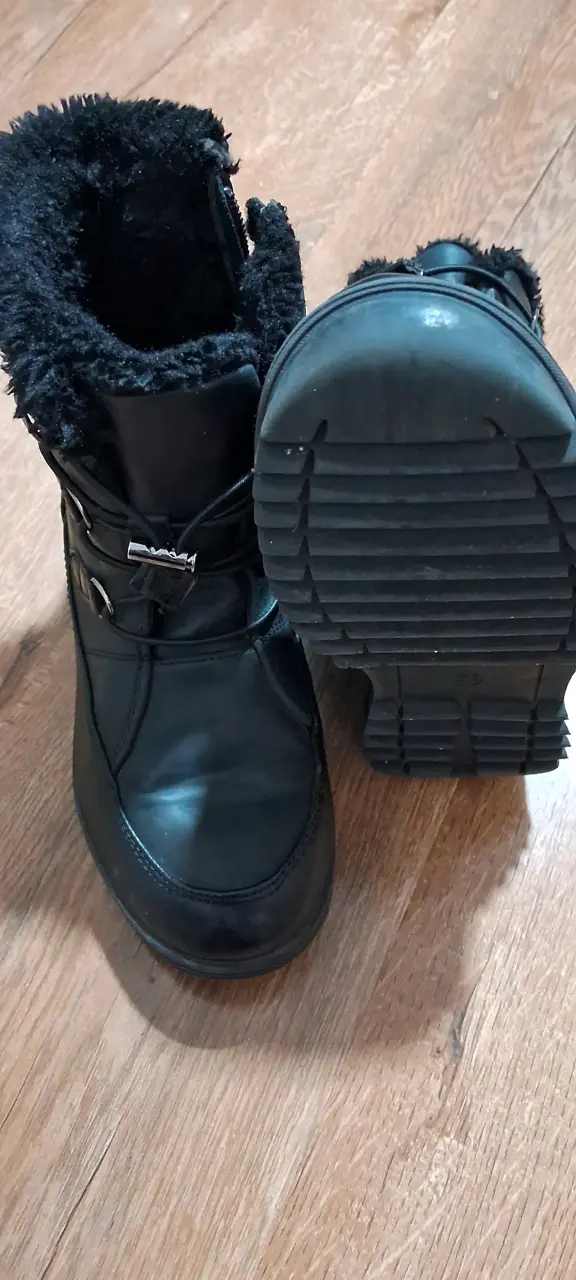 Botines negros con forro piel - 2