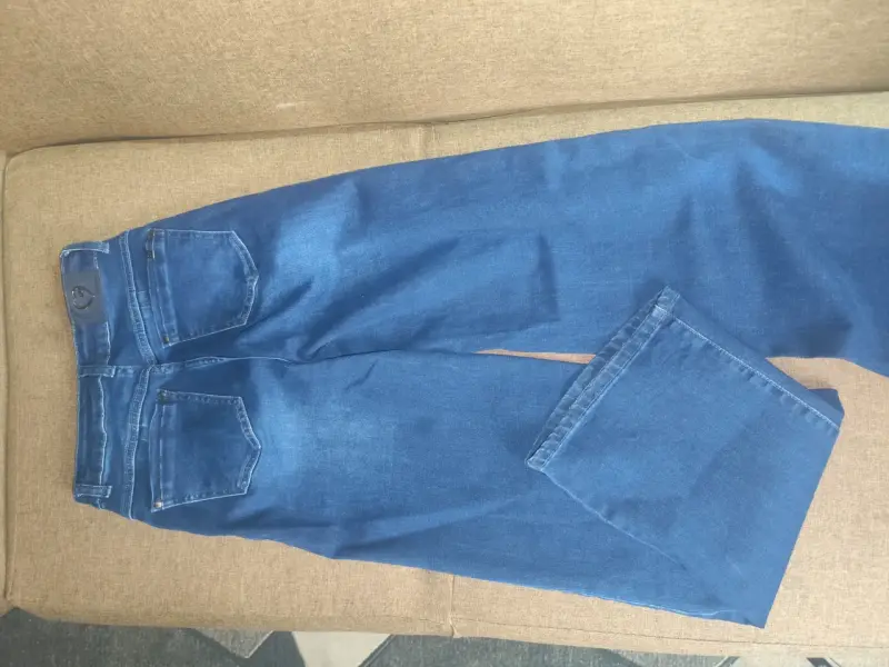 Jeans azules acampanados - 2