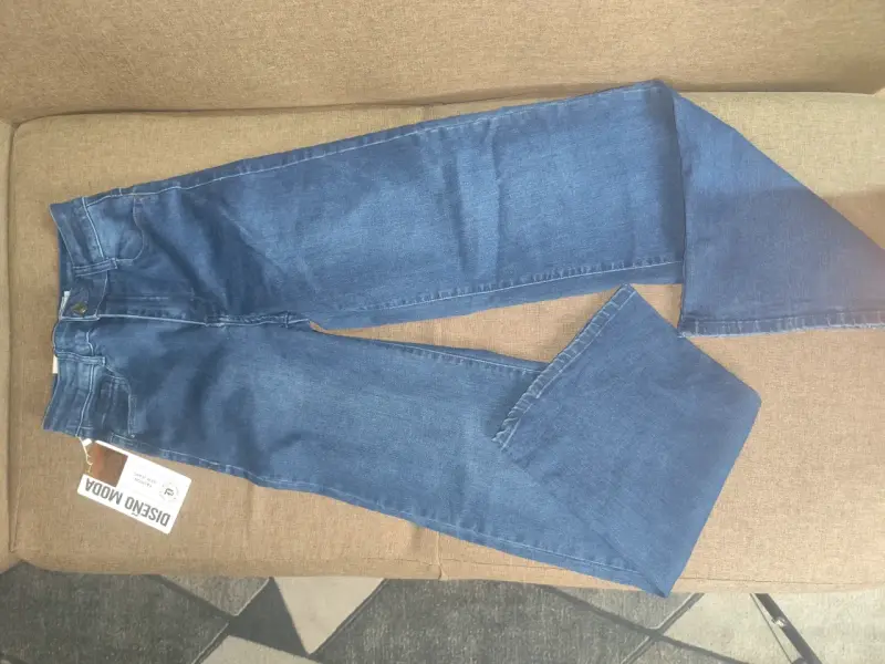 Jeans azul diseño moda - 1