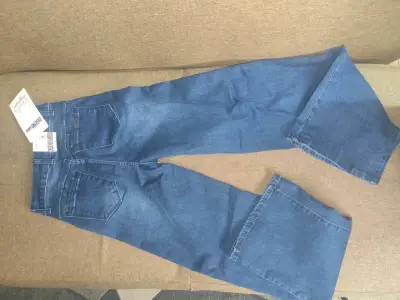 Jeans azul diseño moda - miniatura 2