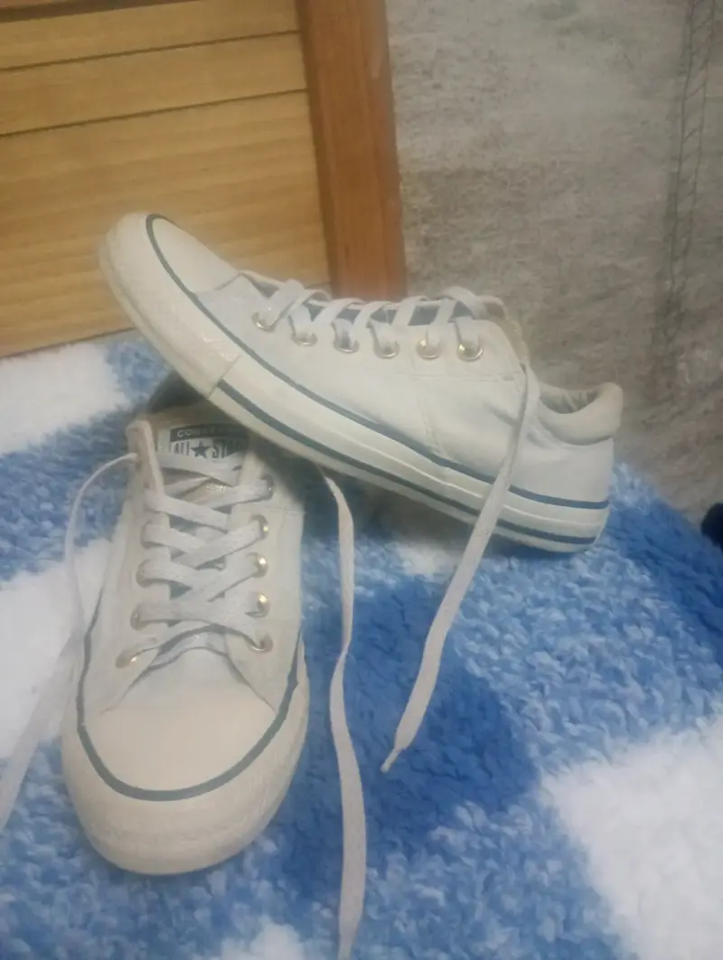 Zapatilla Converse All Star dorada - 3