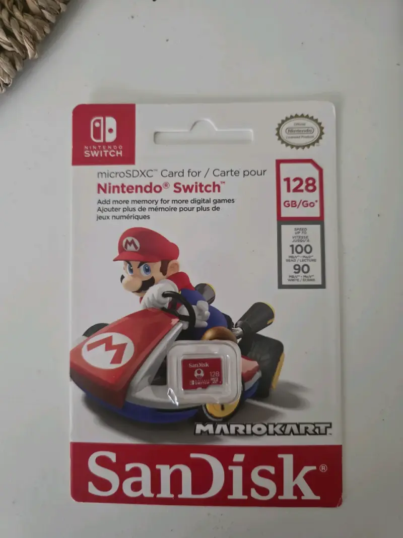 Tarjeta SanDisk 128GB microSDXC - 1