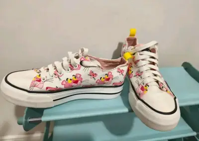 Zapatillas Pantera Rosa estilo fresco - miniatura 1