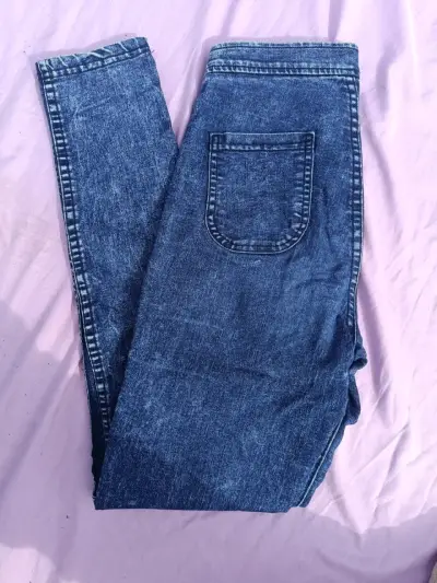 Jeans azul clásico - miniatura 1
