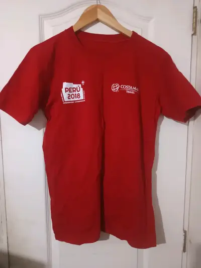 Polera roja Perú 2018 - miniatura 1