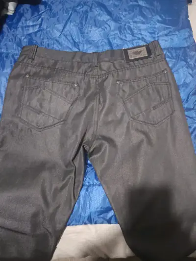 Pantalón Mosaico negro brillante - miniatura 4