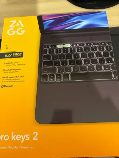 Teclado ZAGG Pro Keys 2 - miniatura 1