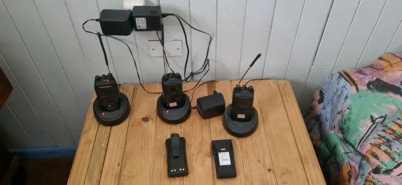 Set de walkie-talkies con cargadores - 3