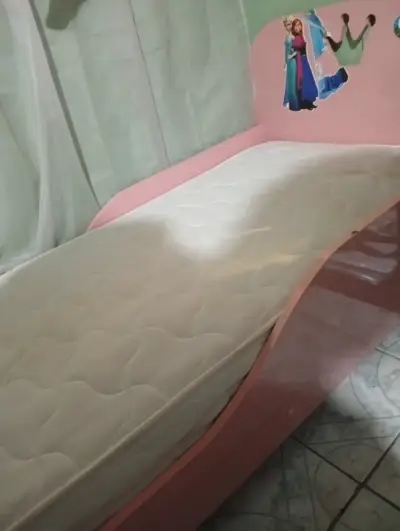 Cama infantil temática rosa de transición - miniatura 1