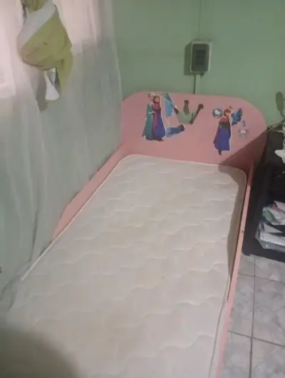 Cama infantil temática rosa de transición - miniatura 2