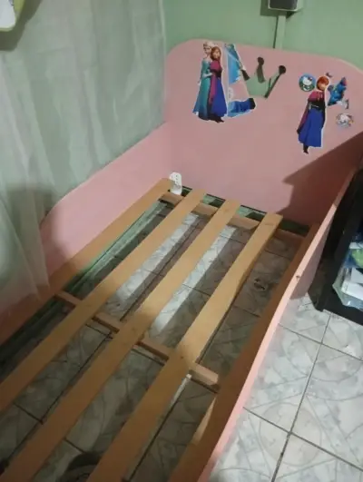 Cama infantil temática rosa de transición - miniatura 3