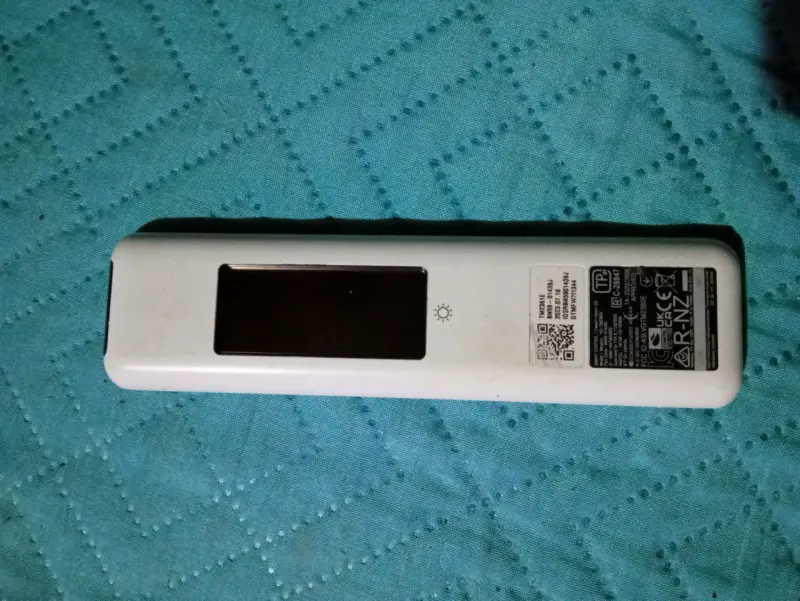 Control remoto blanco TP-Link - 1