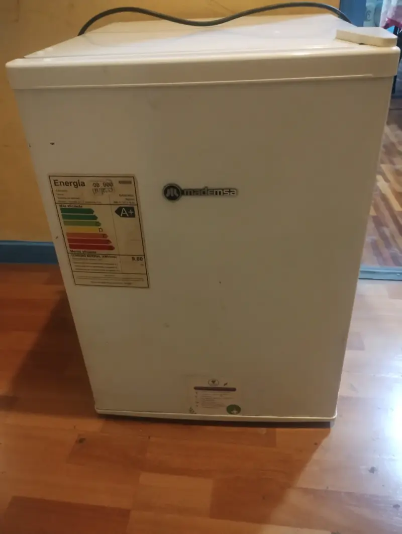 Refrigerador Mademsa compacto blanco - 1