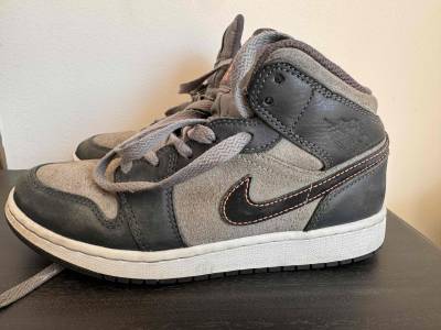 Zapatillas Air Jordan grises - miniatura 2