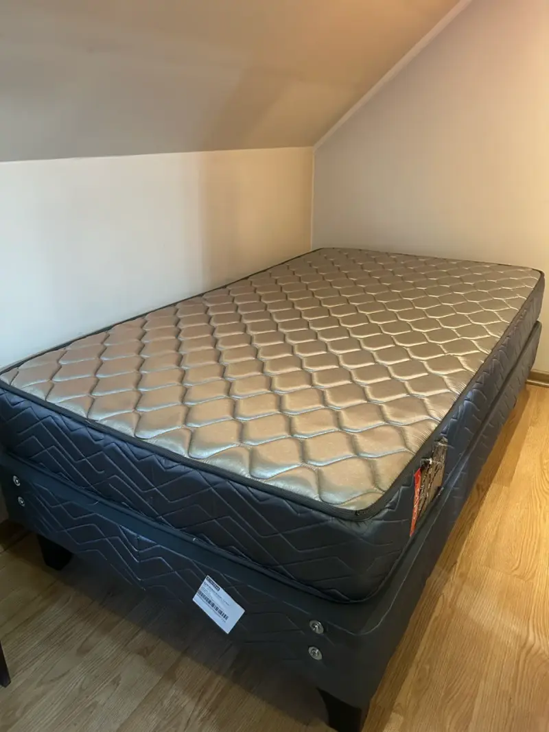 Cama de 1 plaza y media - 1