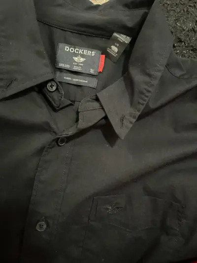 Camisa negra Dockers hombre - miniatura 3