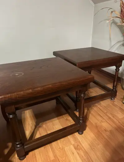 Mesas de madera oscuras - miniatura 1