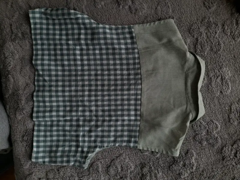 Blusa de cuadros verdes - 2