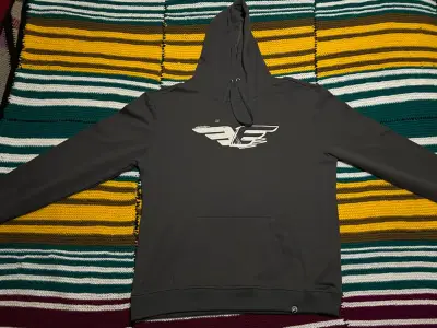 Polerón con capucha gris y los blanco - miniatura 2
