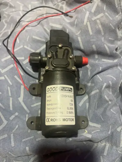 Bomba de agua eléctrica 12V - miniatura 1