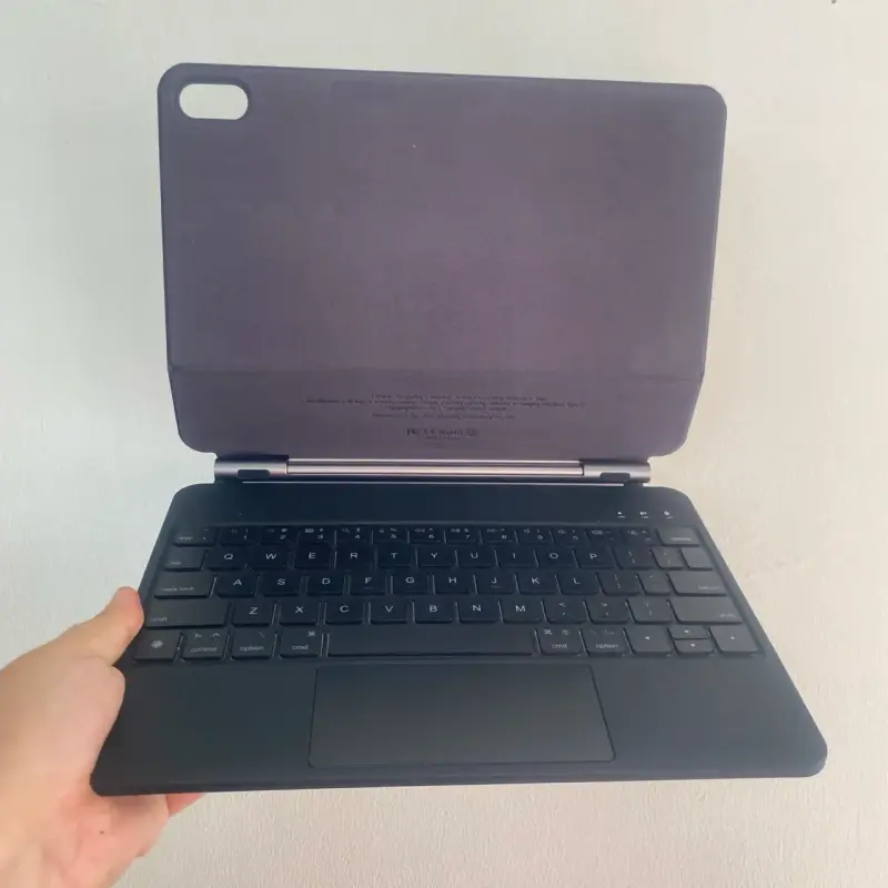 Teclado iPad dupe Magic Keyboard (+cable de carga) - 2