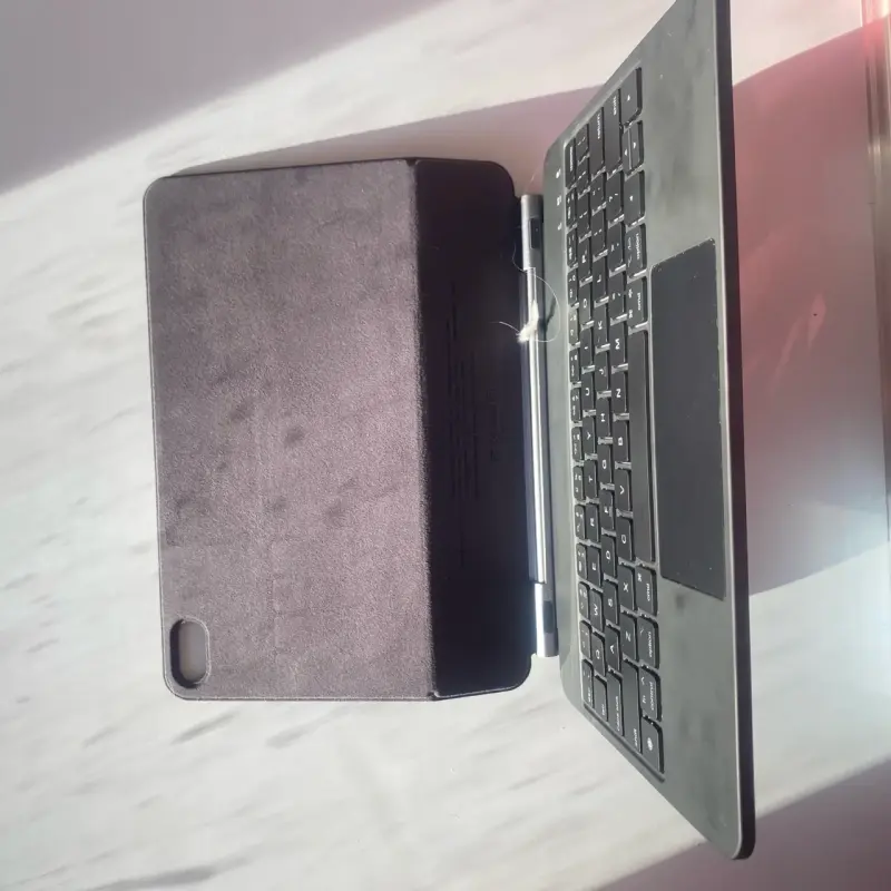 Teclado iPad dupe Magic Keyboard (+cable de carga) - 3