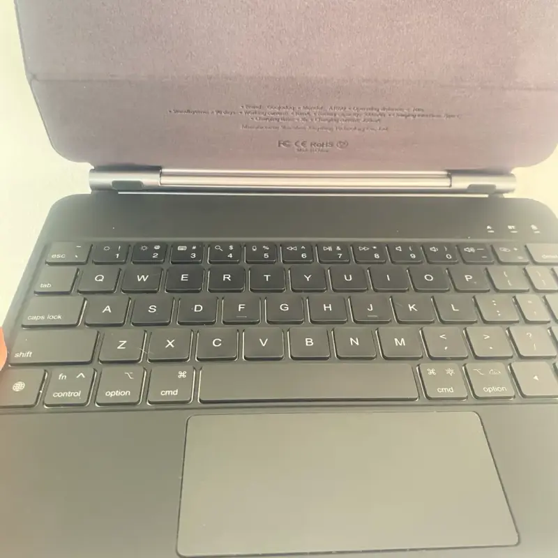 Teclado iPad dupe Magic Keyboard (+cable de carga) - 4
