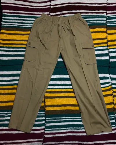 Pantalones cargo beige hombre - miniatura 1