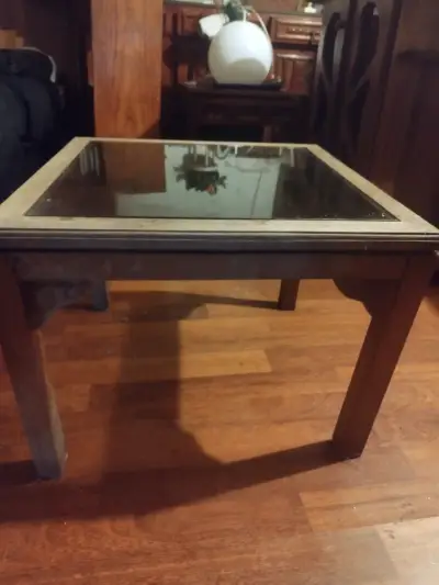 Mesa de centro con vidrio - miniatura 1