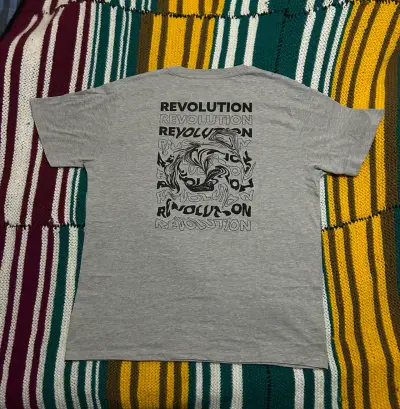 Polera gris de manga corta - miniatura 2