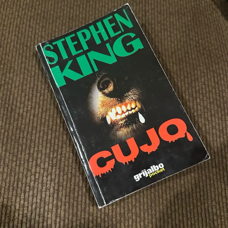 Libro Cujo de Stephen King