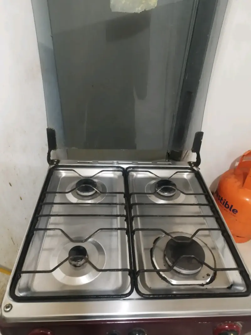Cocina a gas con horno - 2
