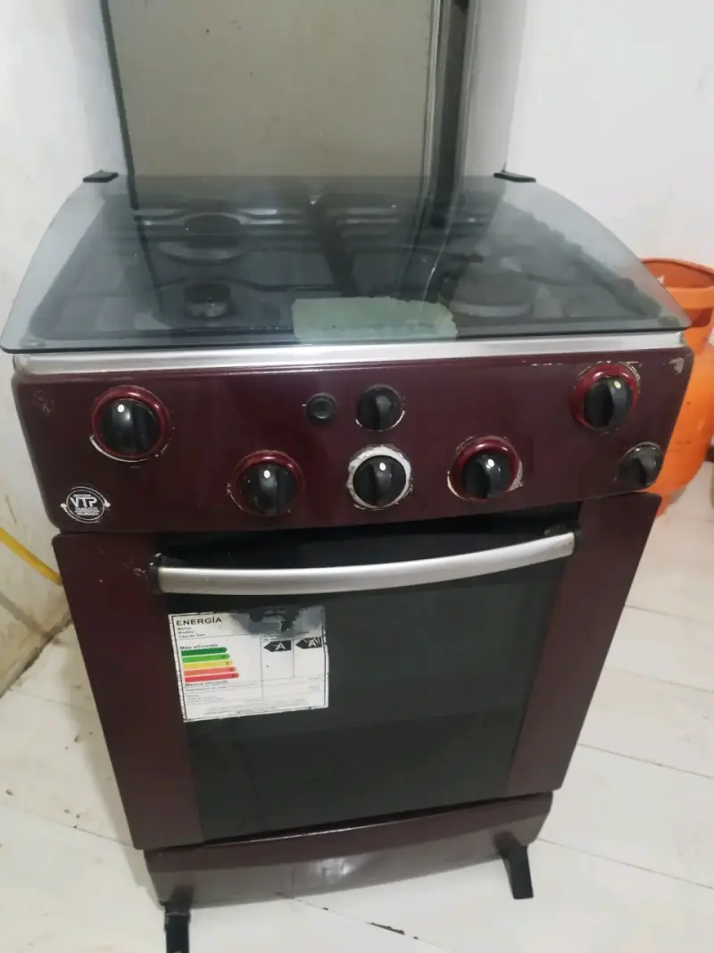 Cocina a gas con horno - 3