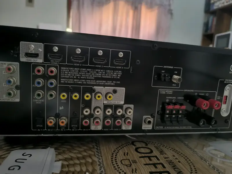 Receiver Yamaha - 5