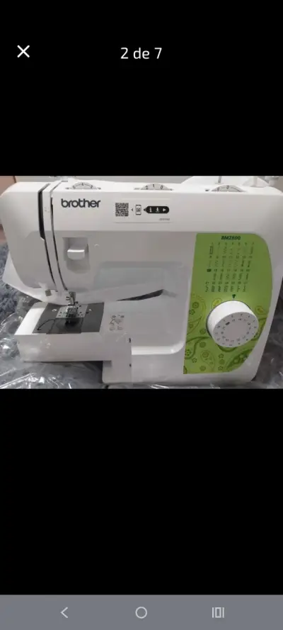 Máquina de coser Brother blanca - miniatura 2