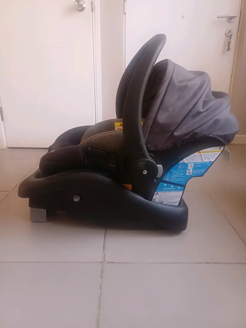 Coche con moises y silla de auto - 1