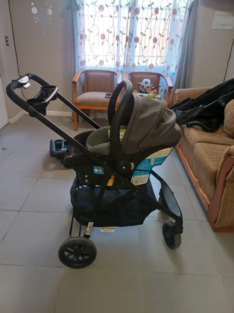 Coche con moises y silla de auto - 5