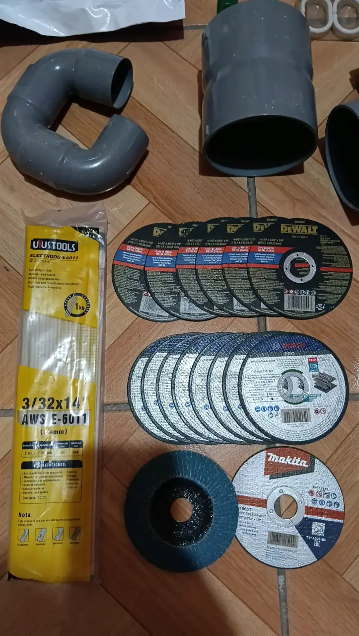 Kit de herramientas variadas para construcción - 2