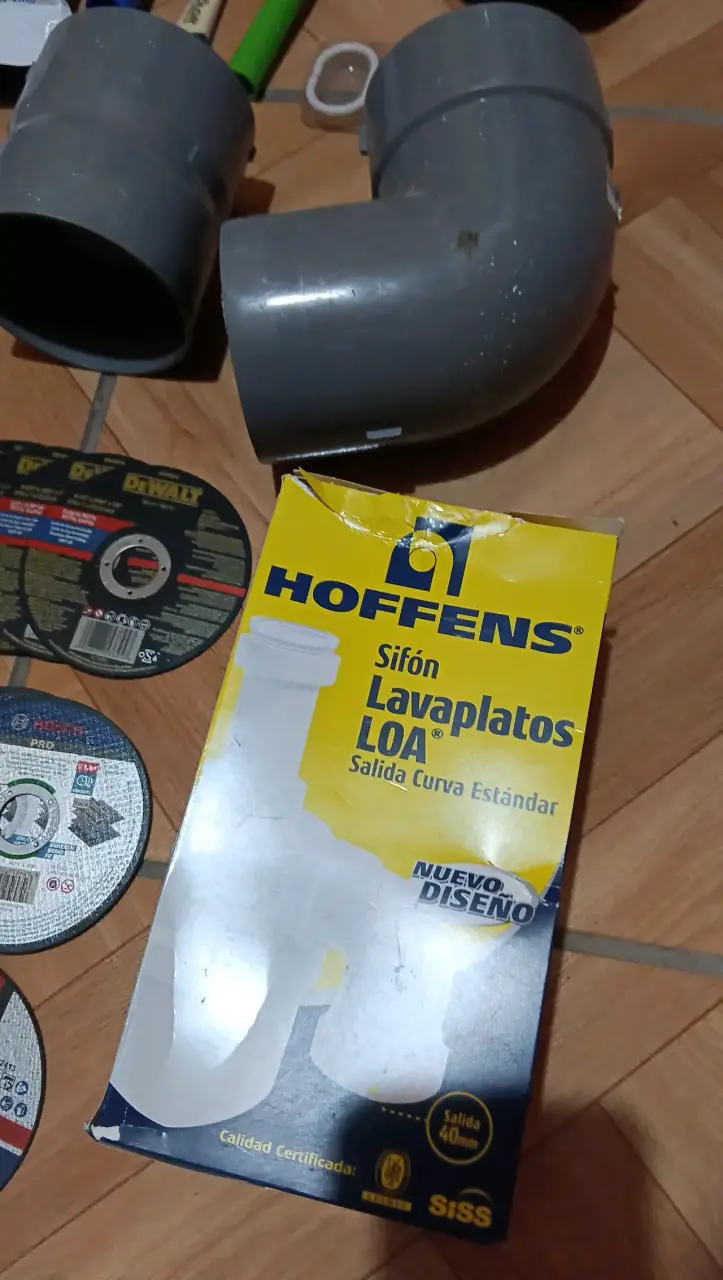 Kit de herramientas variadas para construcción - 3