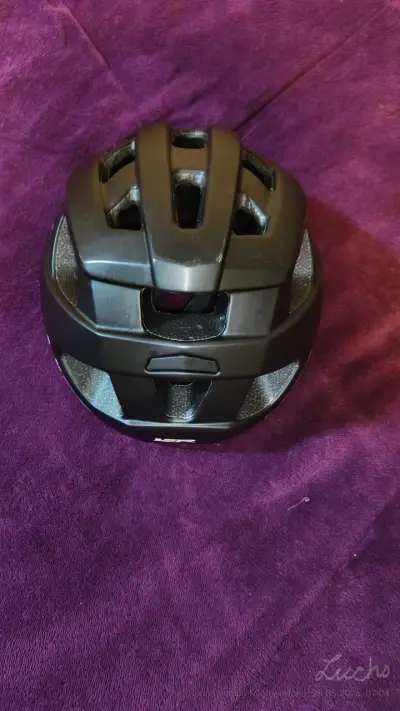 Casco de ciclismo negro - miniatura 2