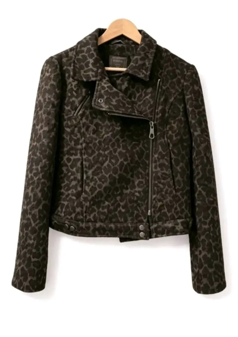 Chaqueta estampado animal print