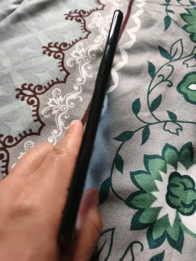 Smartphone en buen estado - miniatura 3