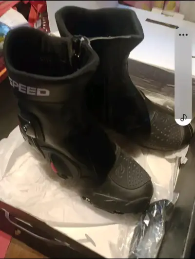 Botas de motocicleta negras - miniatura 2