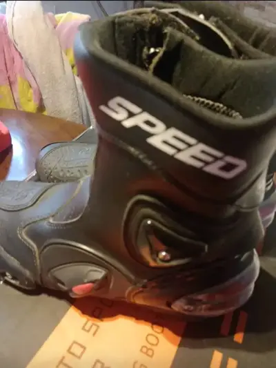 Botas de motocicleta negras - miniatura 3