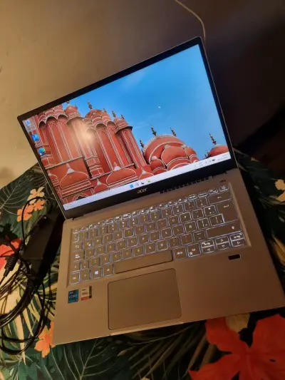 Notebook Acer Swift 3 - miniatura 1