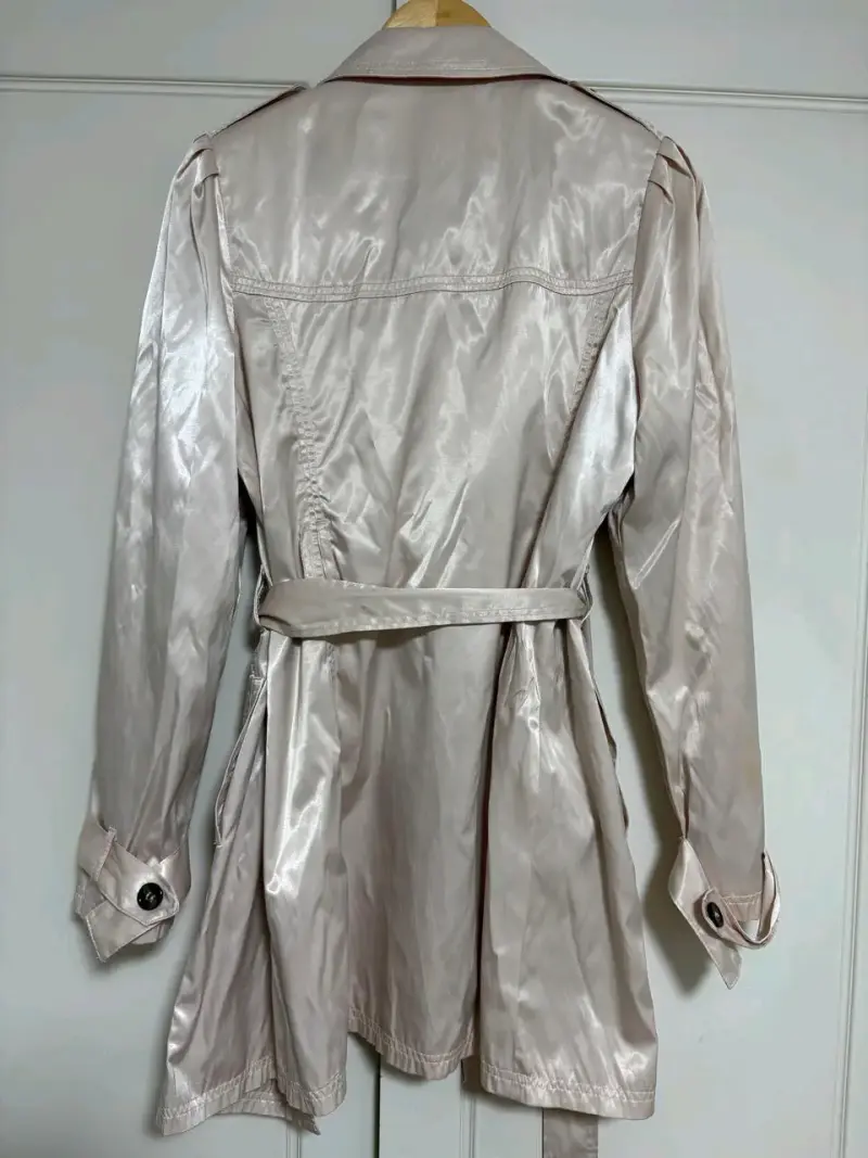 Trench coat beige brillante - 3